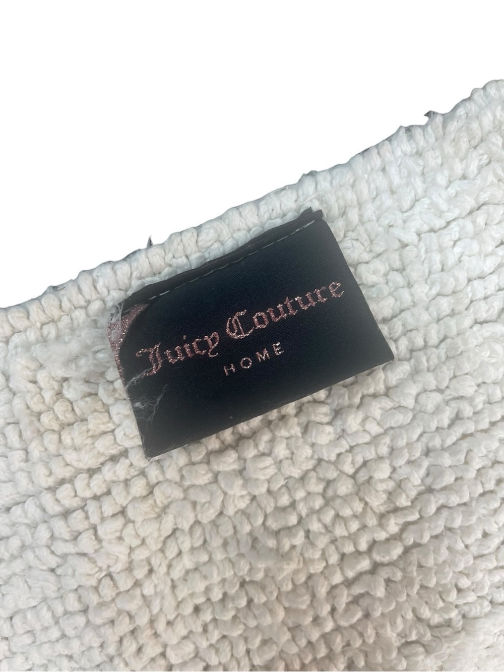 Juicy Couture Brooklyn Vintage Reversible Bath Rug White - Picture 8 of 12